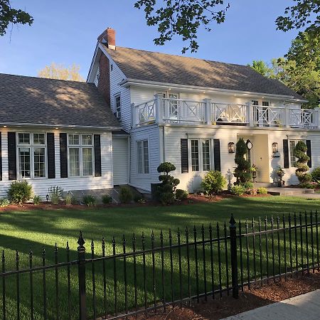 Greenview Bed & Breakfast ナイアガラオンザレイク エクステリア 写真