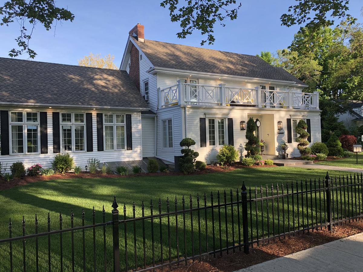 Greenview Bed & Breakfast ナイアガラオンザレイク エクステリア 写真