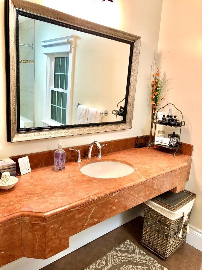 Greenview Bed & Breakfast ナイアガラオンザレイク エクステリア 写真